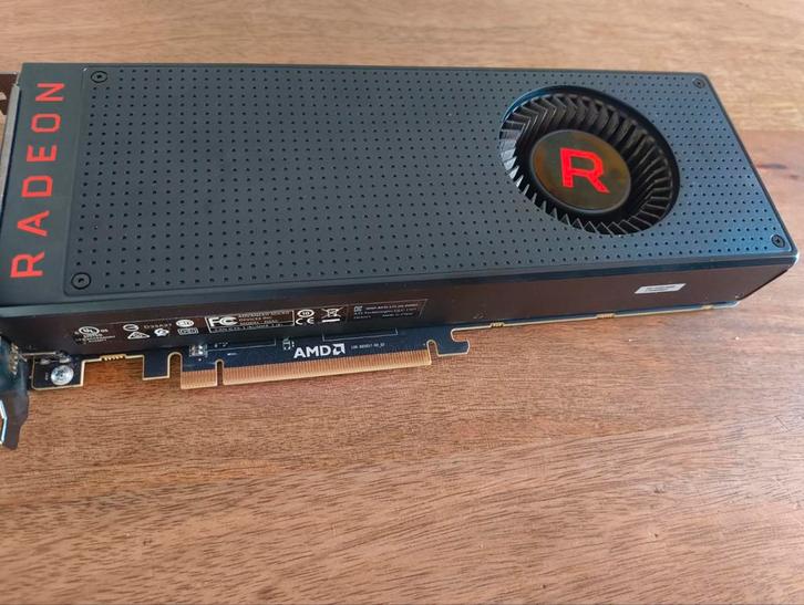 AMD Radeon Vega 56 Grafische Kaart, Computers en Software, Videokaarten, Gebruikt, AMD, PCI-Express 3.0, GDDR5, HDMI, DisplayPort