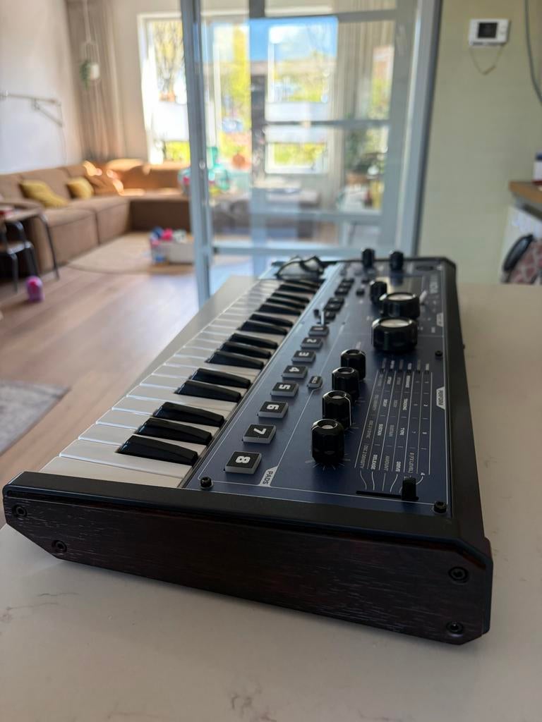 Novation MiniNova Synthesizer met Vocoder - Topstaat, Novation, Zo goed als nieuw, Met midi-aansluiting, Overige aantallen