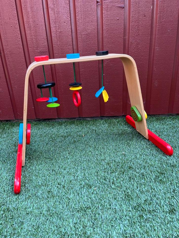 Houten babygym (IKEA), Kinderen en Baby's, Speelgoed | Babyspeelgoed, Gebruikt, Babygym, Ophalen