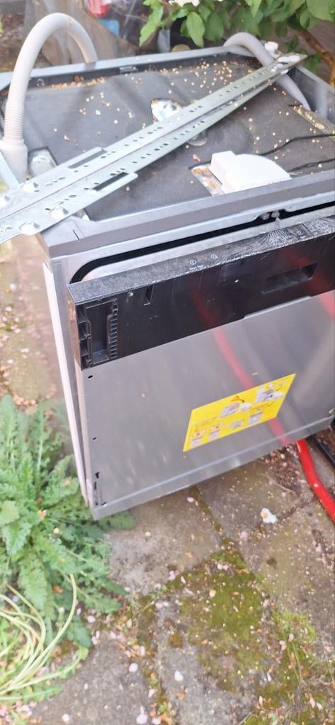 Ikea vaatwasser - pomp defect - gratis af te halen, Ophalen of Verzenden, Niet werkend