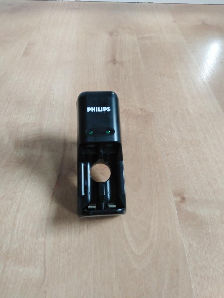 Batterij oplader Philips, Ophalen of Verzenden, Zo goed als nieuw