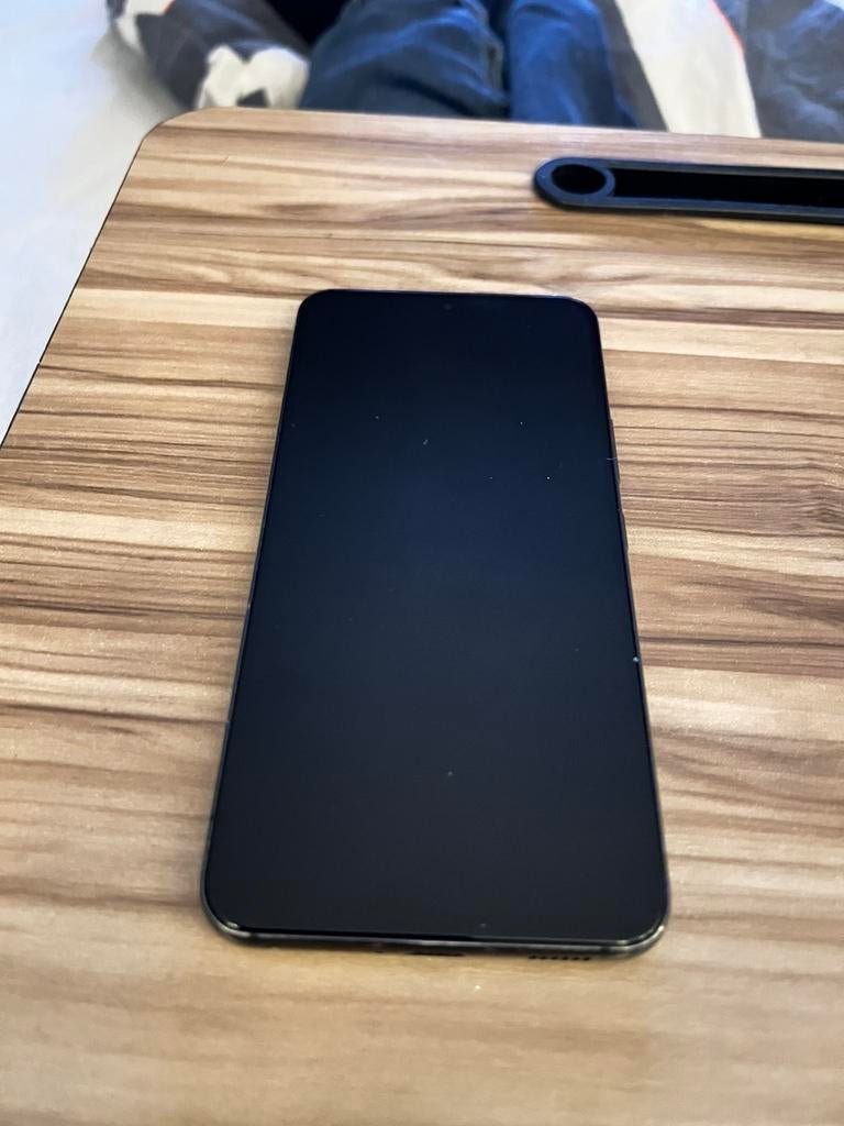 Samsung galaxy S22 met orginele lader 128GB, 128 GB, Ophalen of Verzenden, Zwart, Galaxy S22