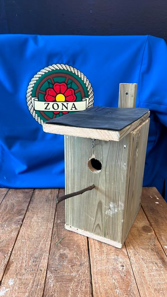 Vogelhuisje - Aiden, Ophalen, Zo goed als nieuw