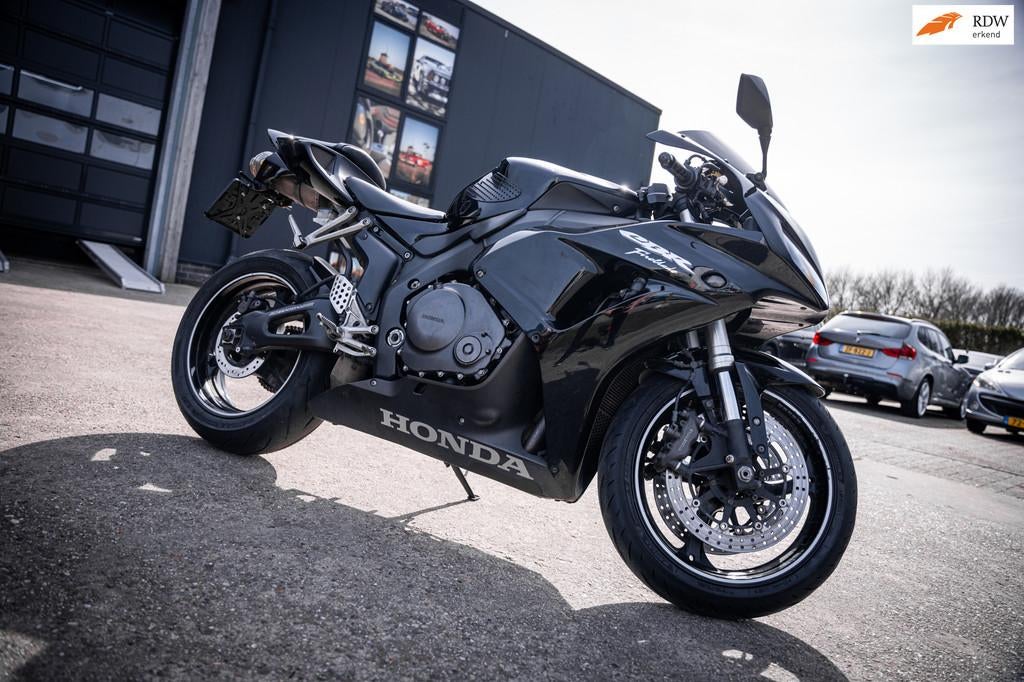 Honda Sport CBR 1000RR Fireblade, Motoren, HONDA, Bedrijf, Sport, Meer dan 35 kW
