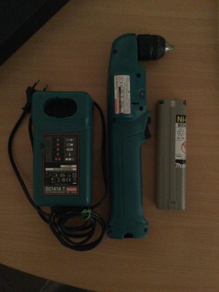 Makita Haakse accuboor, Ophalen, Gebruikt, Minder dan 400 watt, Boor- en Schroefmachine