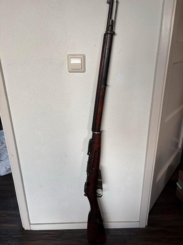 Oude Mosin-Nagant (ongeschikt gemaakt), Verzamelen, Militaria | Algemeen, Overige soorten, Overige typen, Azië, Ophalen