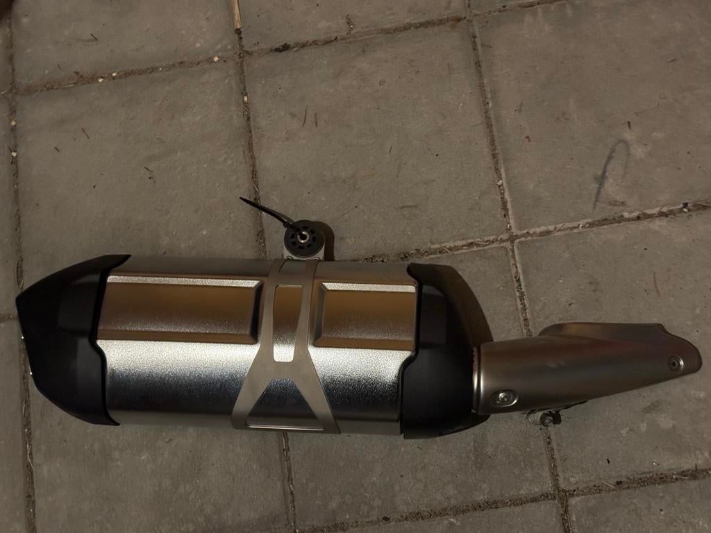 BMW 1250 GSA Uitlaat - Origineel 2023 Model, Motoren, Ophalen, Gebruikt