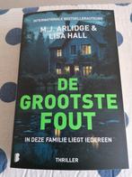 M.J. Arlidge en Lisa Hall - De grootste fout, Ophalen of Verzenden, Zo goed als nieuw, M.J. Arlidge; Lisa Hall