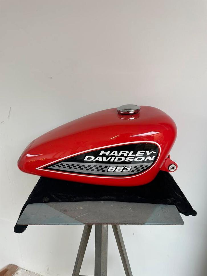 Hd Sportster onderdelen. Tank, spatbord, teller, remklauwen, Motoren, Onderdelen | Harley-Davidson, Gebruikt, Ophalen of Verzenden