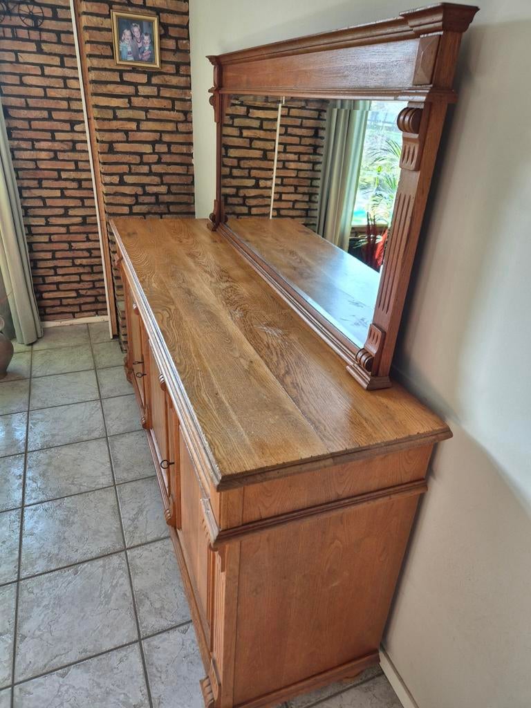Massief eiken dressoir met spiegel, Huis en Inrichting, Kasten | Dressoirs, Ophalen, Gebruikt, Met deur(en), Klassiek