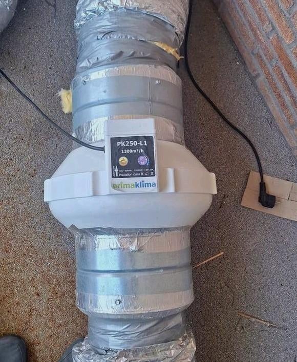 Buisventilator 1300m3/u, Ophalen of Verzenden, Afzuiger