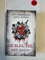 De Sleutel: Het Begin - Mats Strandberg & Sara B. Elfgren, Ophalen of Verzenden, Zo goed als nieuw, Scandinavië