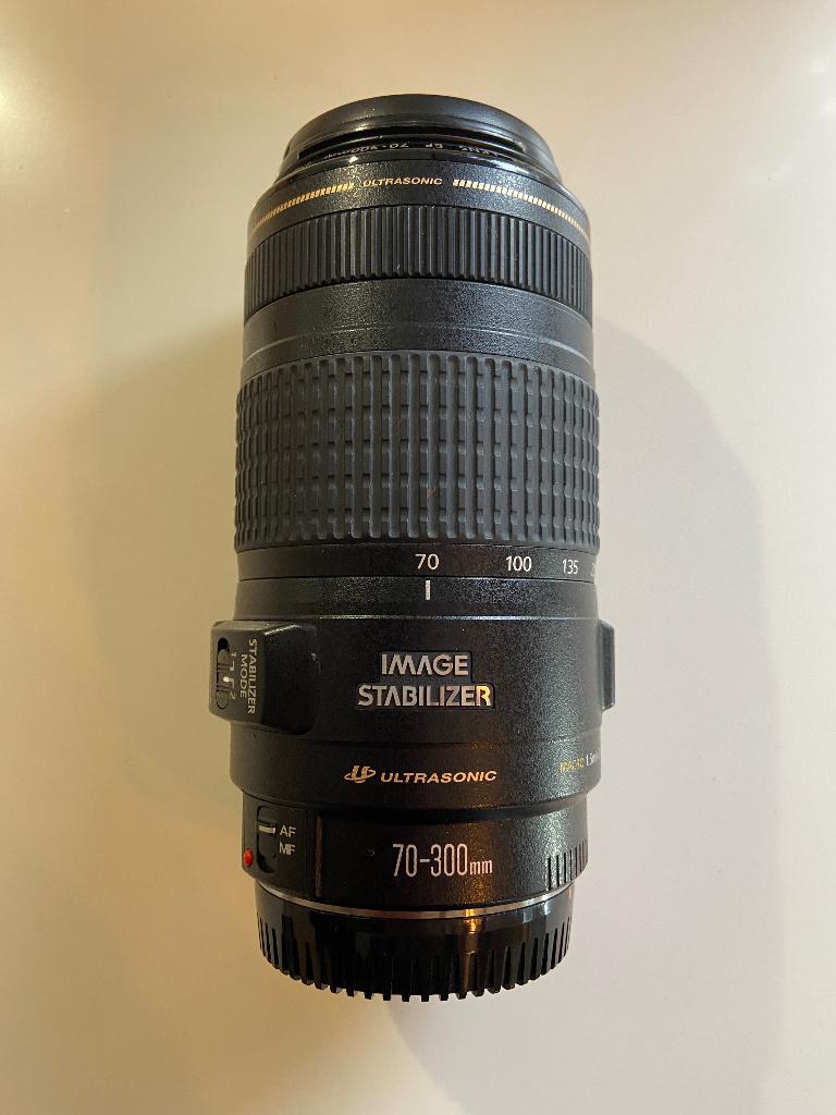 Canon EF70-300mm F4-5.6 IS USM incl. zonnekap, Audio, Tv en Foto, Fotografie | Lenzen en Objectieven, Ophalen, Zo goed als nieuw