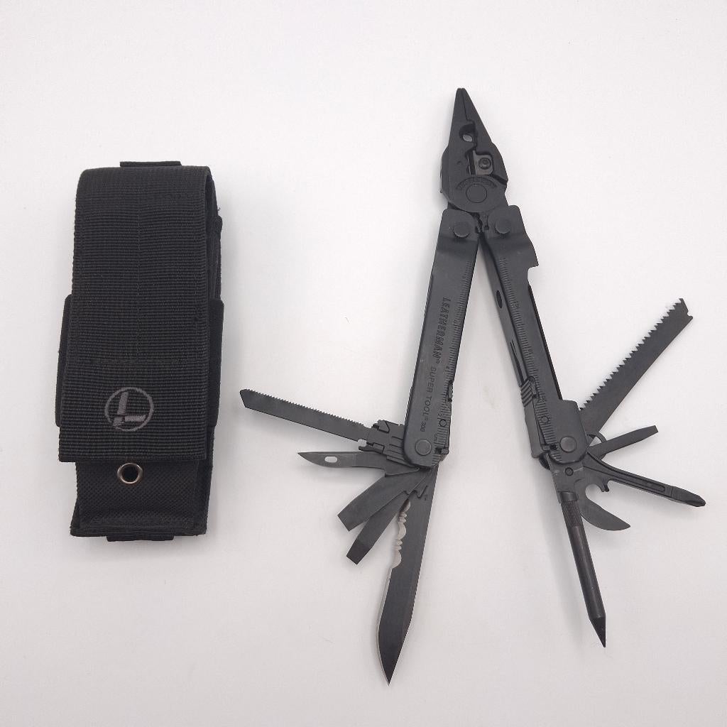 Leatherman Super Tool 300 EOD Black Oxide multitool, Caravans en Kamperen, Kampeergereedschap, Ophalen of Verzenden, Zo goed als nieuw