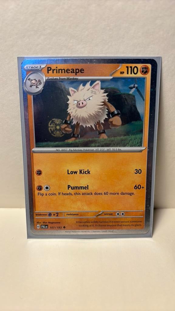Primeape 107/193 paldea evolved holo cosmos pokemon kaart, Ophalen of Verzenden, Nieuw, Boosterbox
