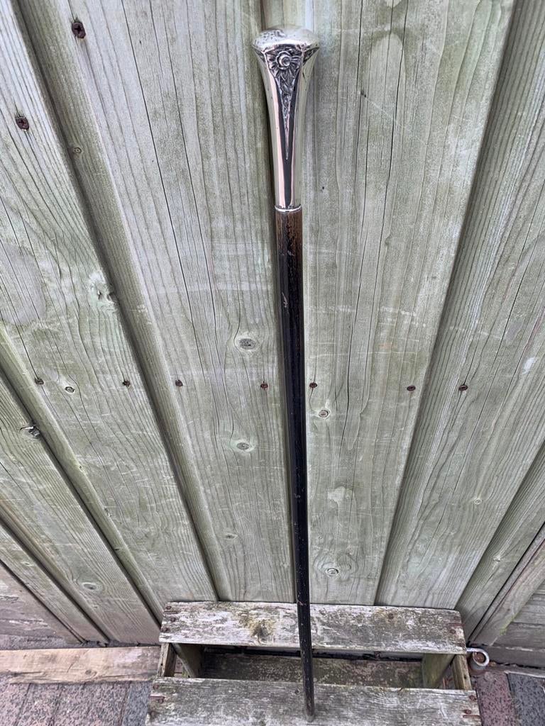 Antieke wandelstok met zilveren heft (800), Verzenden, Zilver