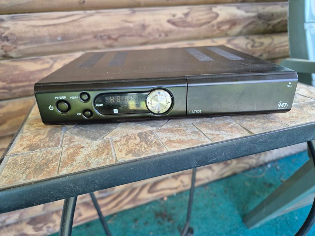 M7 SAT801 Satellietontvanger Decoder, Ophalen of Verzenden, Gebruikt, Decoder