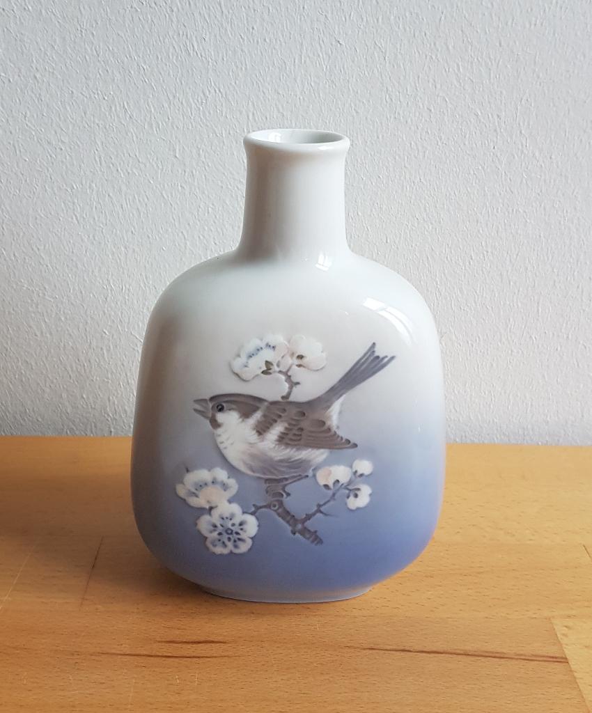 ROYAL COPENHAGEN, Vaas #4878, Geglazuurd Porselein, Gemerkt, Ophalen of Verzenden