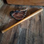 Mancave Vintage Honkbal knuppel en handschoen, Ophalen of Verzenden, Reclamebord