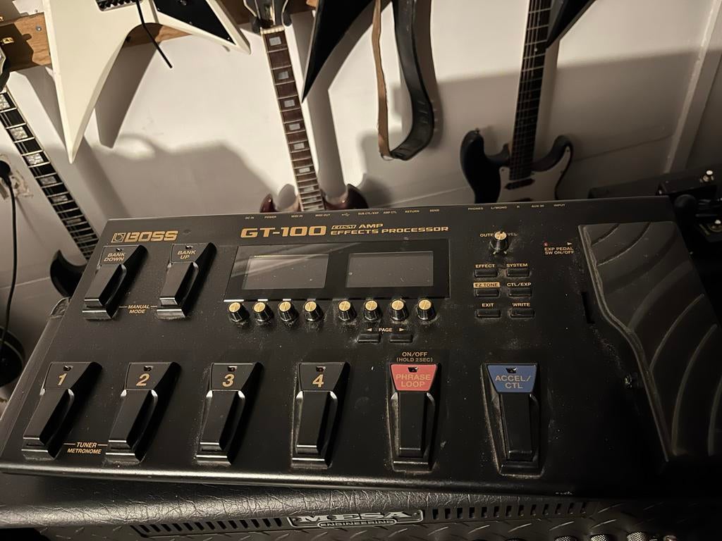 Boss GT-100, Muziek en Instrumenten, Effecten, Ophalen of Verzenden, Zo goed als nieuw, Multi-effect