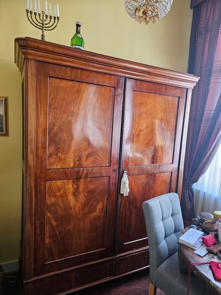 Antieke kast!, Ophalen