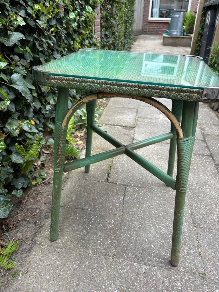 Vintage Groene Rotan Tafel met Glasplaat, Antiek en Kunst, Antiek | Meubels | Tafels, Ophalen