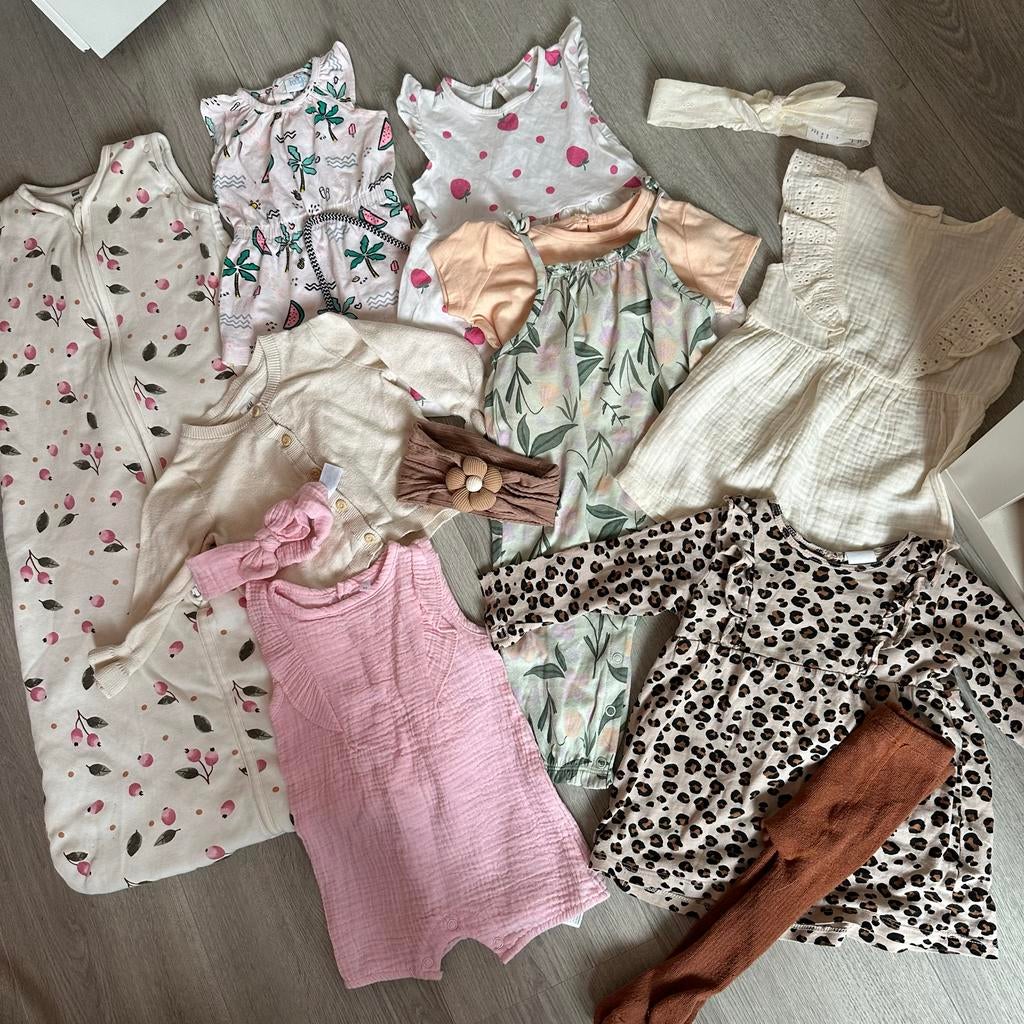 Kledingpakket maat 68 met nieuwe en gedragen items, Kinderen en Baby's, Babykleding | Maat 68, Ophalen of Verzenden, Gebruikt