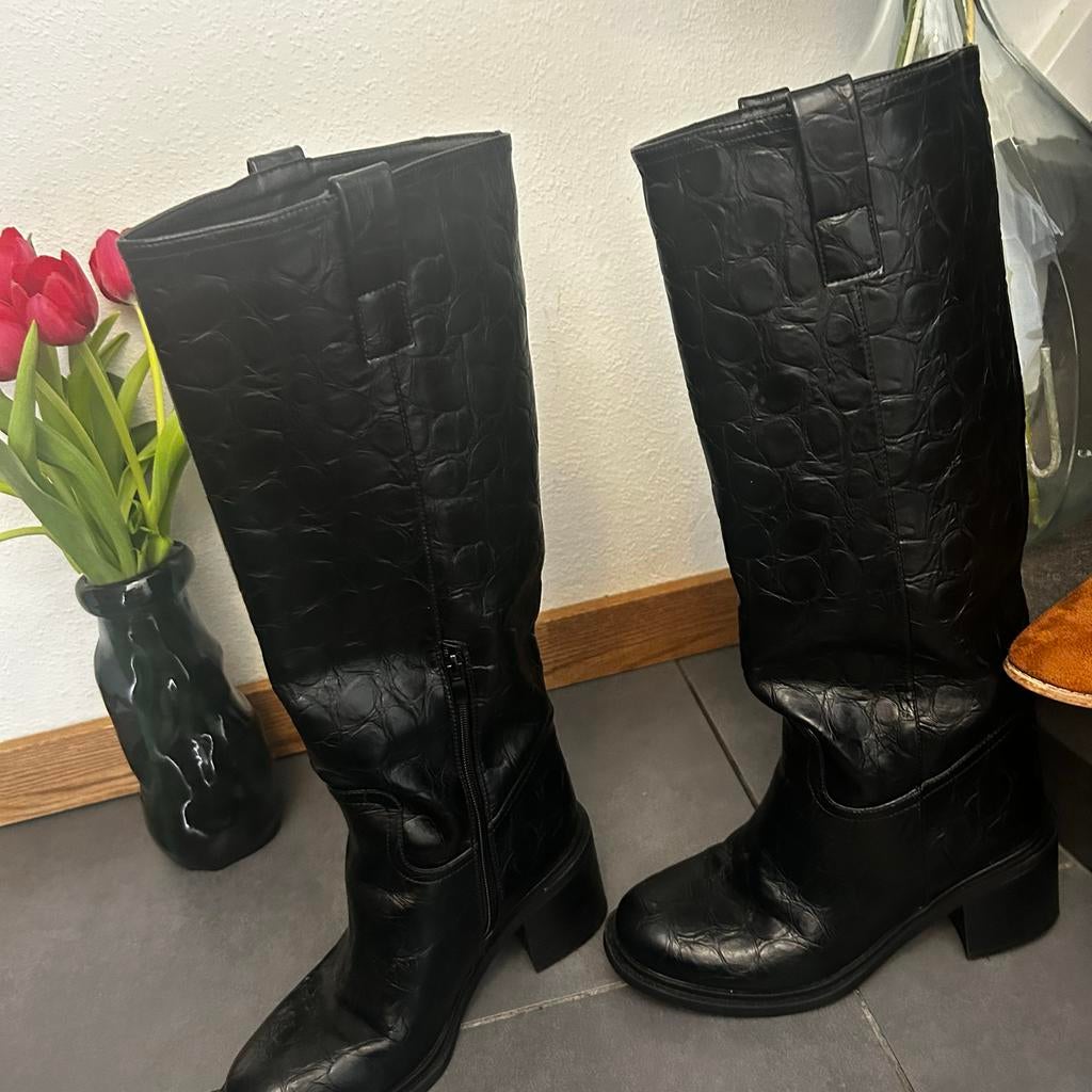 Zwarte hoog laarzen maat 40, Ophalen of Verzenden, Gedragen, Zwart, Hoge laarzen