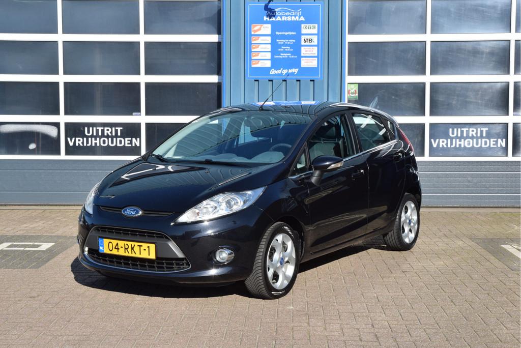 Ford Fiesta 1.4 Titanium - 5 Deurs - Airco (bj 2011), Auto's, Voorwielaandrijving, Euro 5, Stof, Elektrische ramen