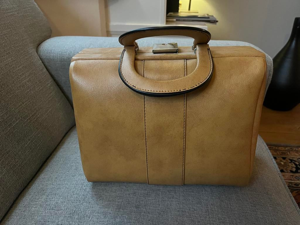 Tas vintage met slot en sleuteltje, Ophalen of Verzenden, Zo goed als nieuw, Beige, Handtas