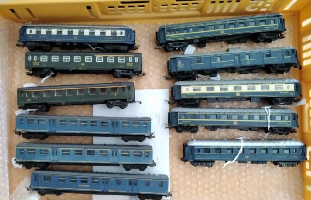 Elf rijtuigen, Gebruikt, Gelijkstroom of Wisselstroom, Wagon, Ophalen of Verzenden