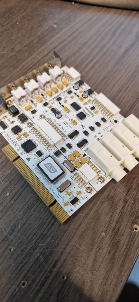 ESI Juli@ geluidskaart, Ophalen of Verzenden, Gebruikt, Intern, Maya