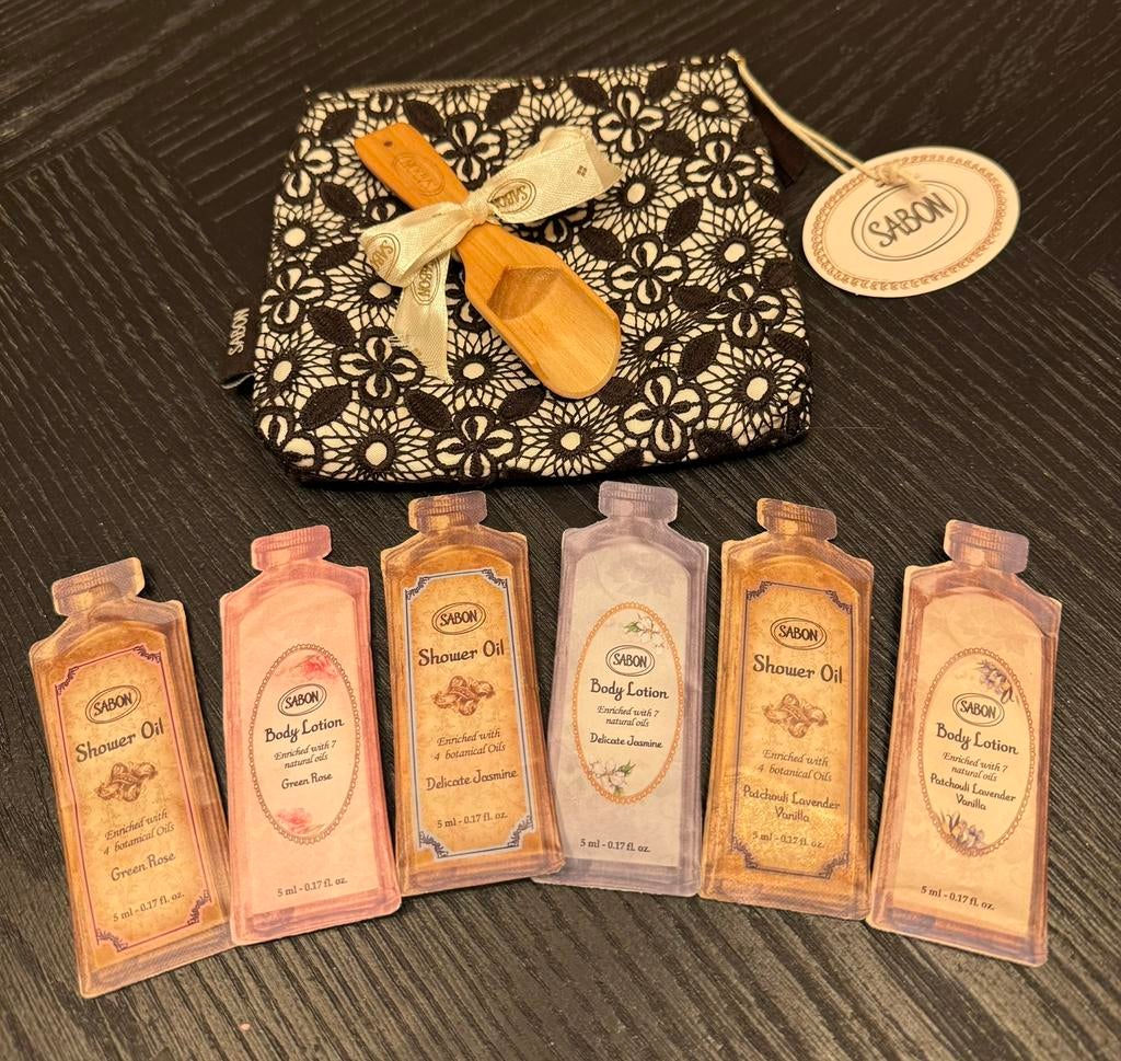 Sabon toilettasje make up tasje met samples nieuw, Ophalen of Verzenden, Nieuw