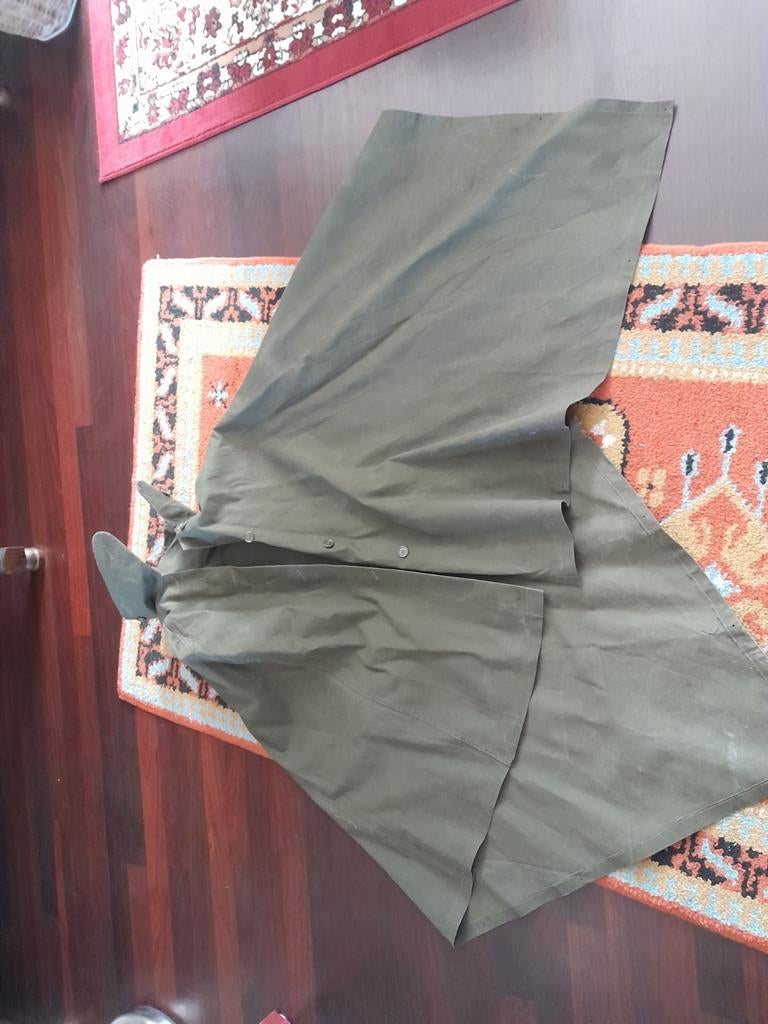 Leger regencape, Kleding | Dames, Ophalen of Verzenden, Zo goed als nieuw, Groen