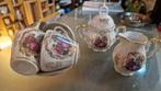 Vintage kop en schotels met melk- en suikerpotje, Ophalen