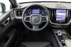 Volvo XC60 T8 PLUG-IN HYBRID AWD ULTRA BLACK EDITION *FULL O, Auto's, Volvo, Automaat, 12 maanden, Gebruikt, Euro 6