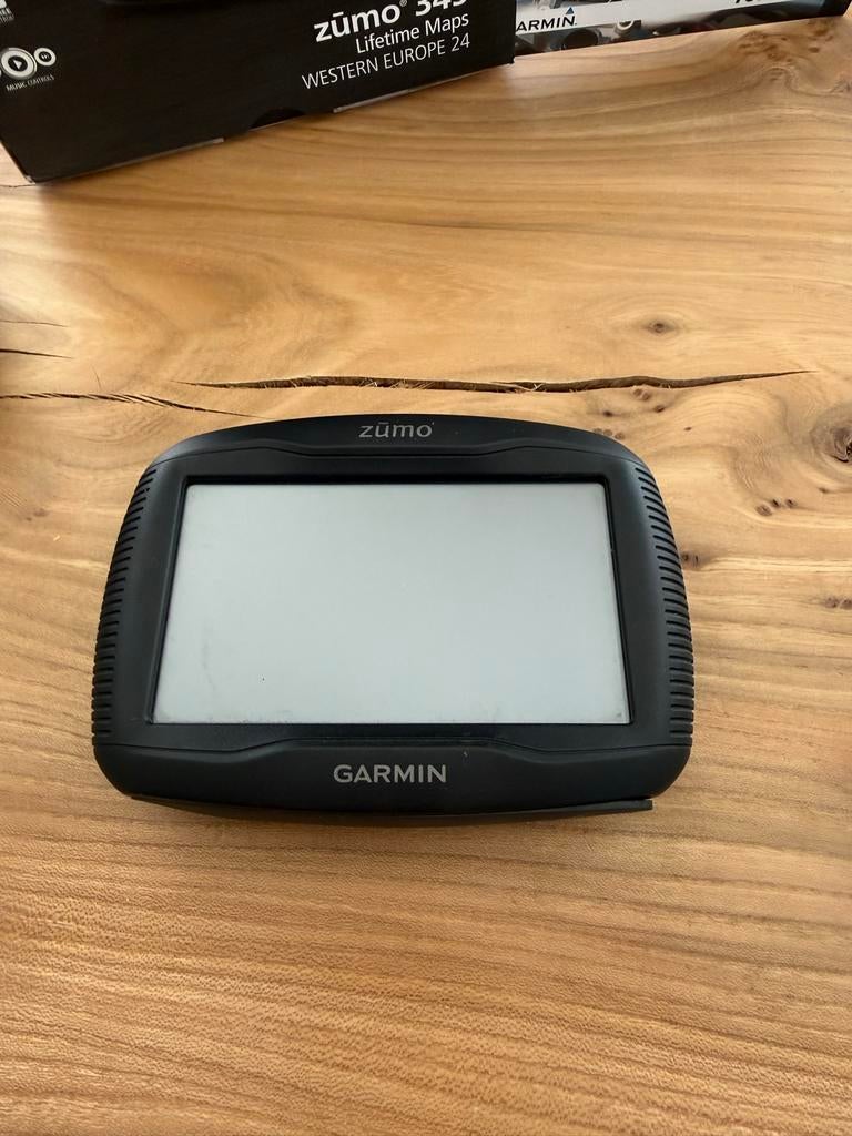 Garmin Zumo 345 LM motornavigatie met Lifetime Maps, Ophalen of Verzenden, Zo goed als nieuw