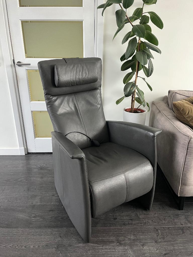 Prominent Relaxfauteuil Grijs Leer L Toscana Handmatig, Huis en Inrichting, Fauteuils, Ophalen of Verzenden, Zo goed als nieuw