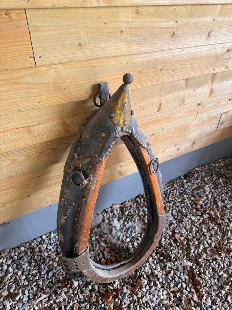 Antieke paarden haam - ca. 100 jaar oud, Ophalen