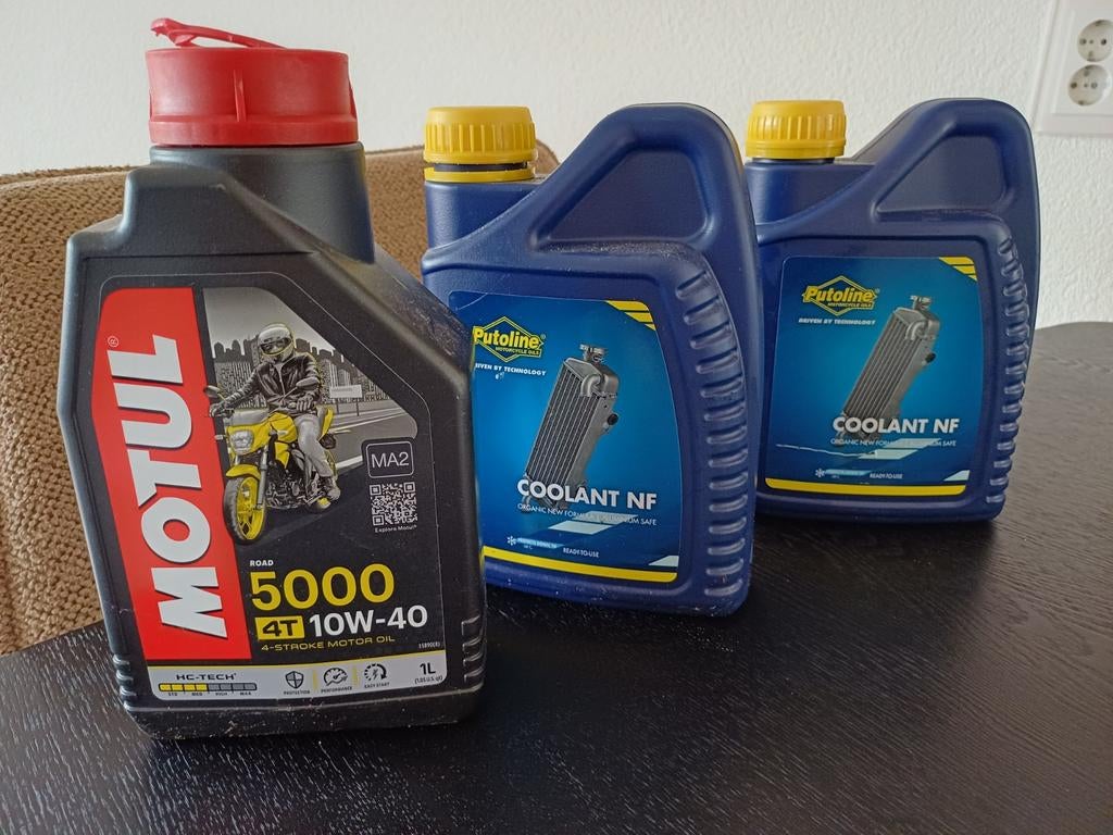 Olie + coolant NF, Motoren, Ophalen of Verzenden