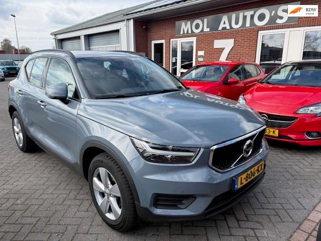 Volvo XC40 1.5 T2 Momentum Core , APK 04-2027, Voorwielaandrijving, Gebruikt, Euro 6, 129 pk