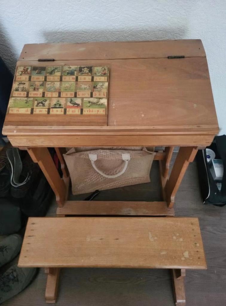 Schoolbankje jaren 40.  50, Ophalen of Verzenden