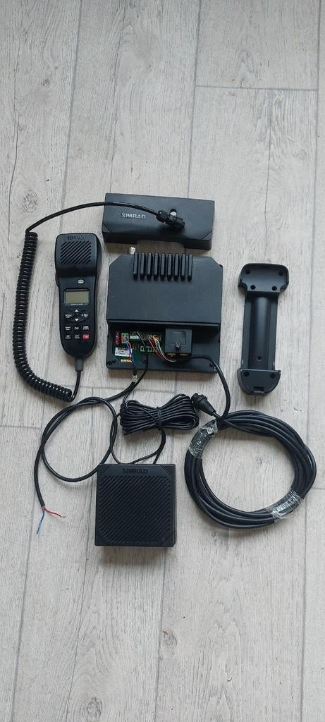 Simrad marifoon systeem RS-81 (RS80B)., Ophalen of Verzenden, Zo goed als nieuw, Radio