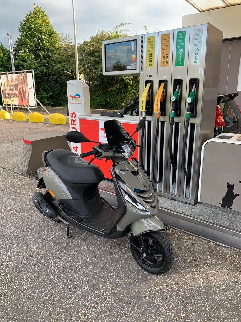 Piaggio Vespa Zip snelle ECU 65km/u - Onbegrensd rijplezier, Ophalen of Verzenden, Gebruikt, Overige typen, Vespa