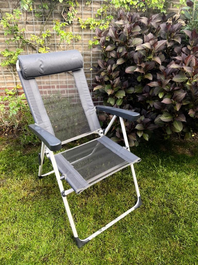 Campeerstoel Decathlon quechua, Ophalen, Zo goed als nieuw, Campingstoel