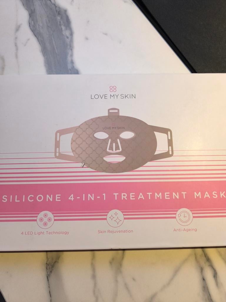 Love My Skin Silicone 4-in-1 Treatment Mask, Sieraden, Tassen en Uiterlijk, Uiterlijk | Gezichtsverzorging, Nieuw, Verzorging