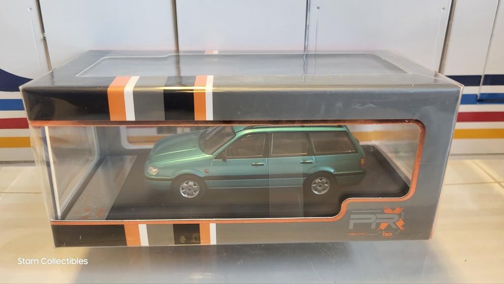 PremiumX Volkswagen Passat Break B4 Green Metallic - 1993, Hobby en Vrije tijd, Modelauto's | 1:43, Zo goed als nieuw, Auto, Overige merken