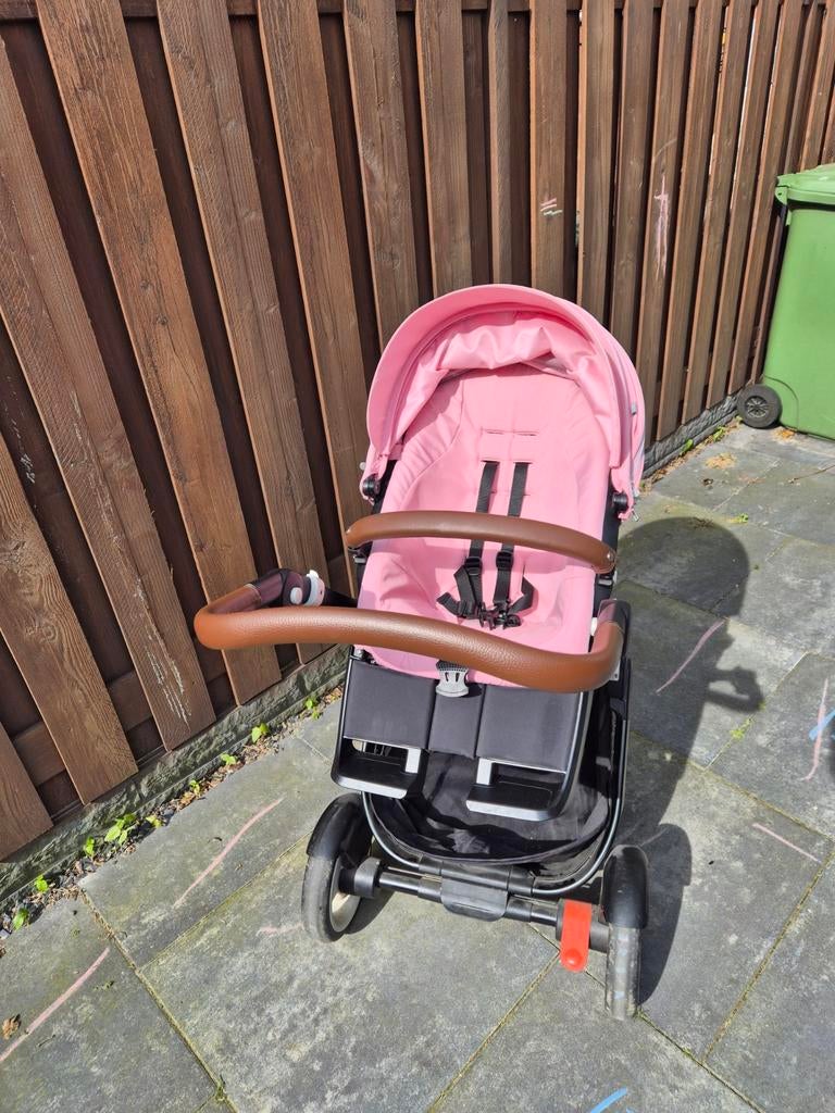 Stokke Trailz V6 Kinderwagen met reiswieg en accessoires, Kinderen en Baby's, Kinderwagens en Combinaties, Gebruikt, Combiwagen