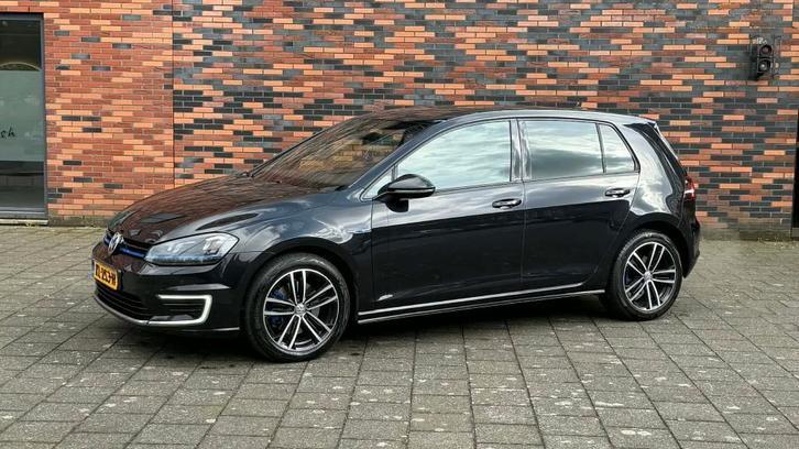 Volkswagen Golf 1.4 TSI GTE Phev 204pk 5D DSG 2016 Zwart, Auto's, Volkswagen, Bedrijf, Golf, ABS, Adaptive Cruise Control, Airbags