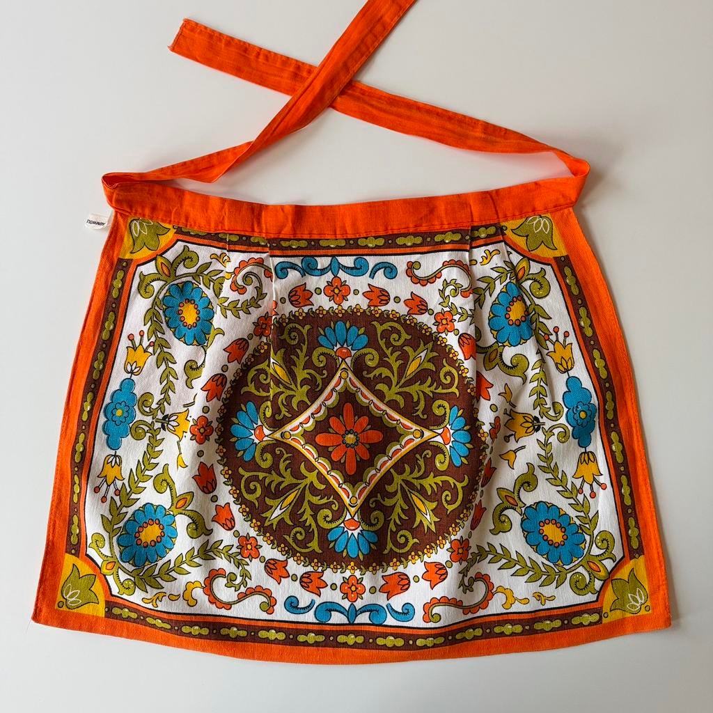 Keukenschort(je) met zakje - 1 maat  - in nieuwstaat / retro, Ophalen of Verzenden, Zo goed als nieuw